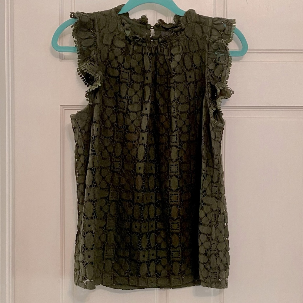 Womens Olive Eyelet Lace Sleeveless Top